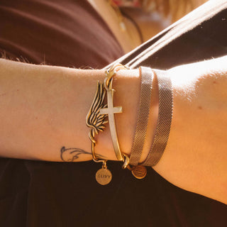 Cross Symbol Wrap Expandable Bangle