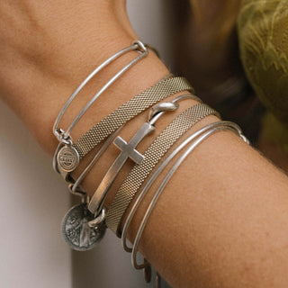 Cross Symbol Wrap Expandable Bangle