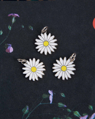 Daisy Charm